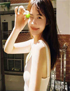 《漂亮的女邻居》2